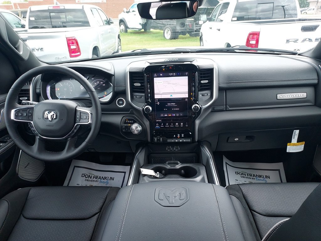 New 2027 RAM 1500 Laramie w/ Laramie Preferred Package AWD/4WD image 16
