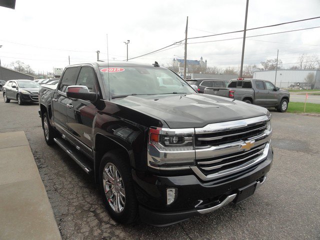 Used 2018 Chevrolet Silverado 1500 High Country AWD/4WD image 4