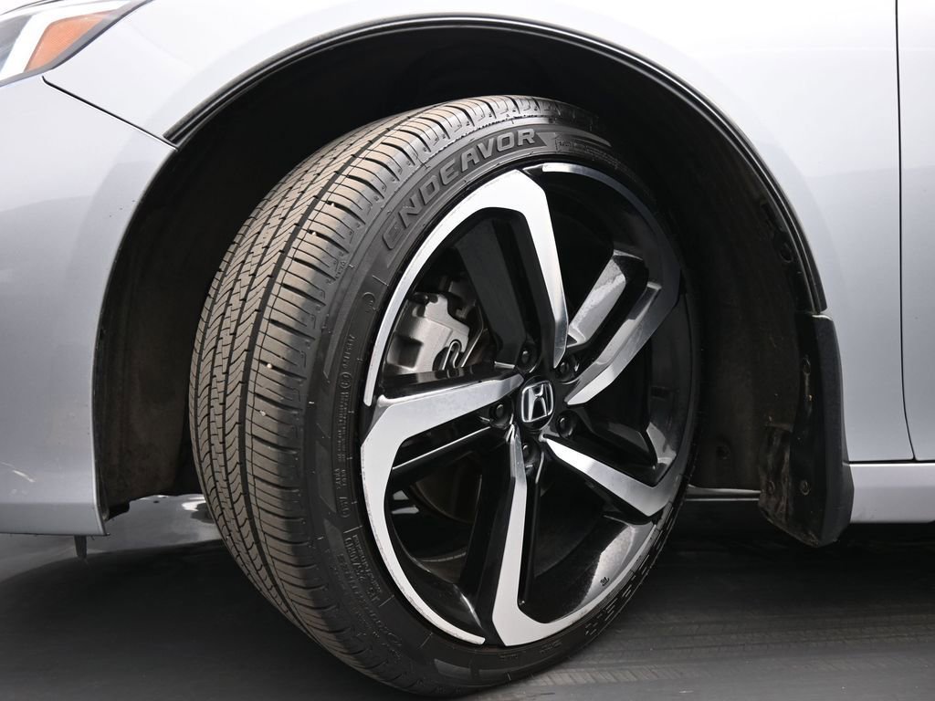 Used 2018 Honda Accord Sport image 41
