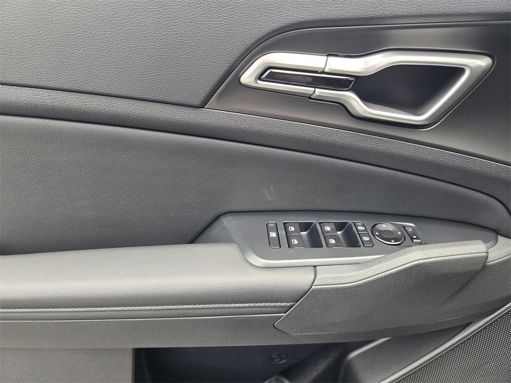 New 2026 Kia Sportage EX w/ EX Panorama Roof Package image 15