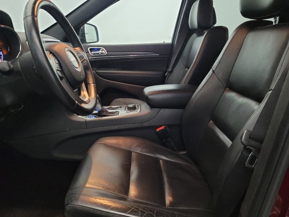 Used 2018 Jeep Grand Cherokee Limited AWD/4WD image 17