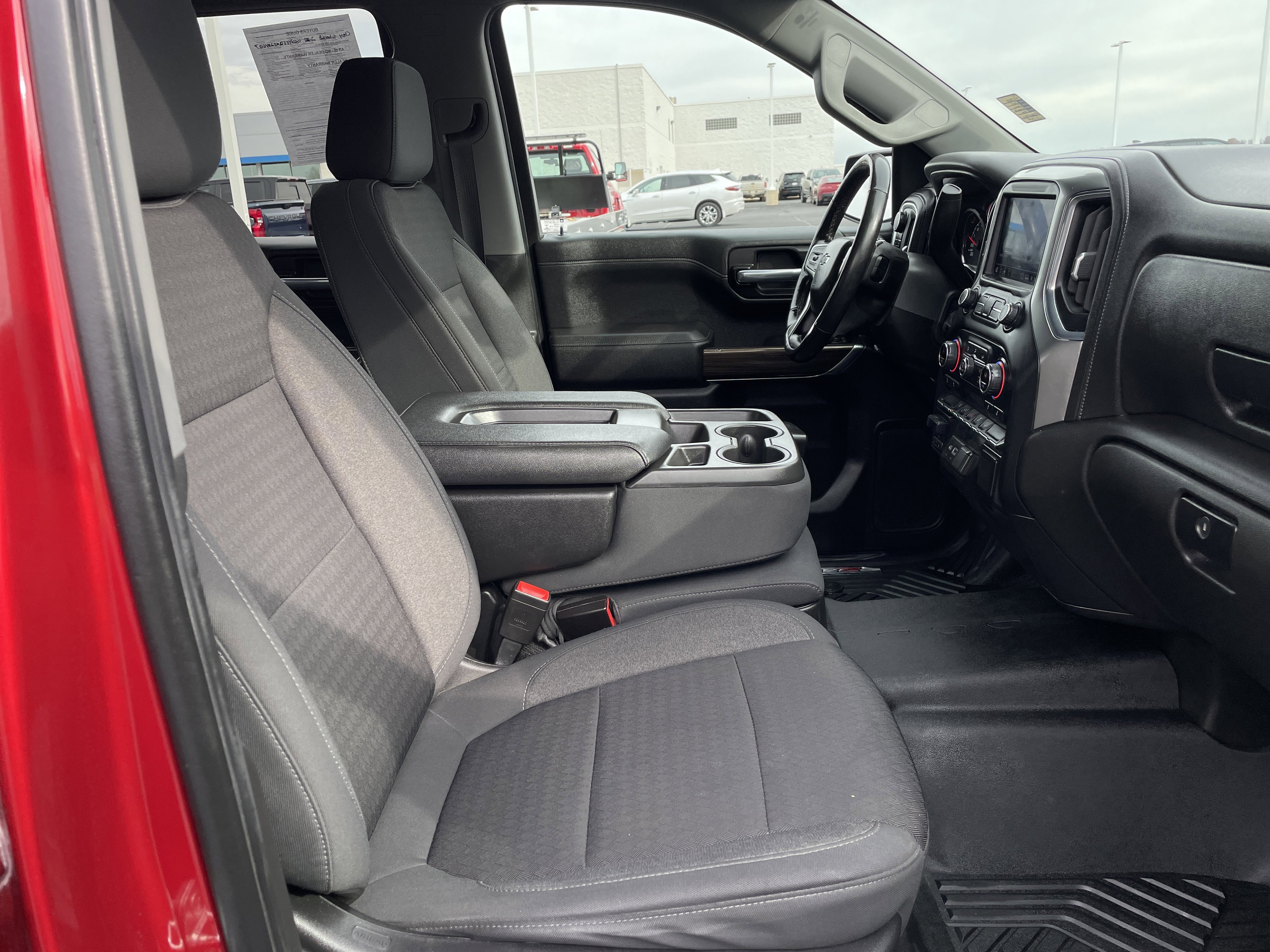 Used 2021 Chevrolet Silverado 1500 RST image 25