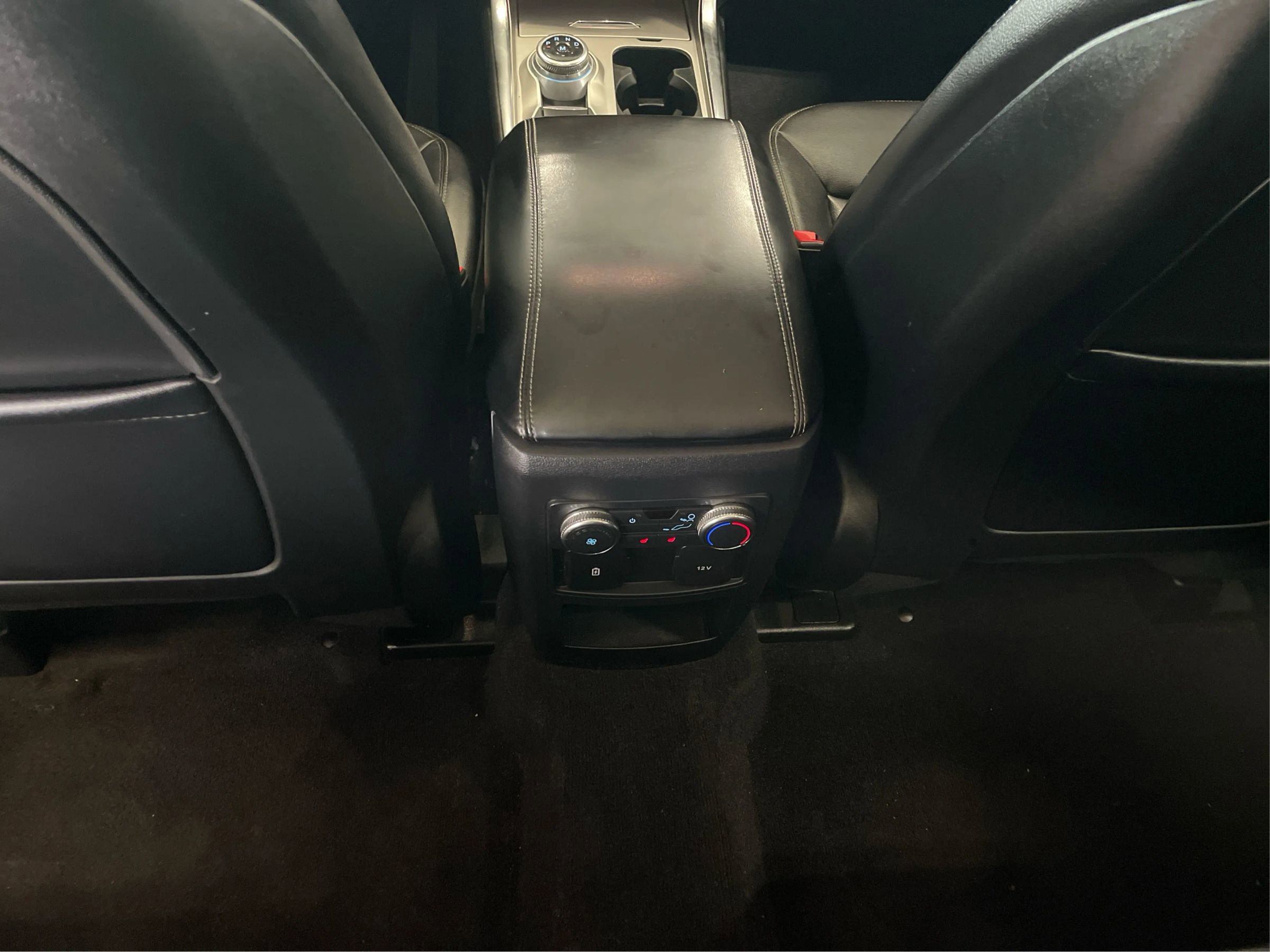 Used 2020 Ford Explorer XLT w/ Equipment Group 202A image 25