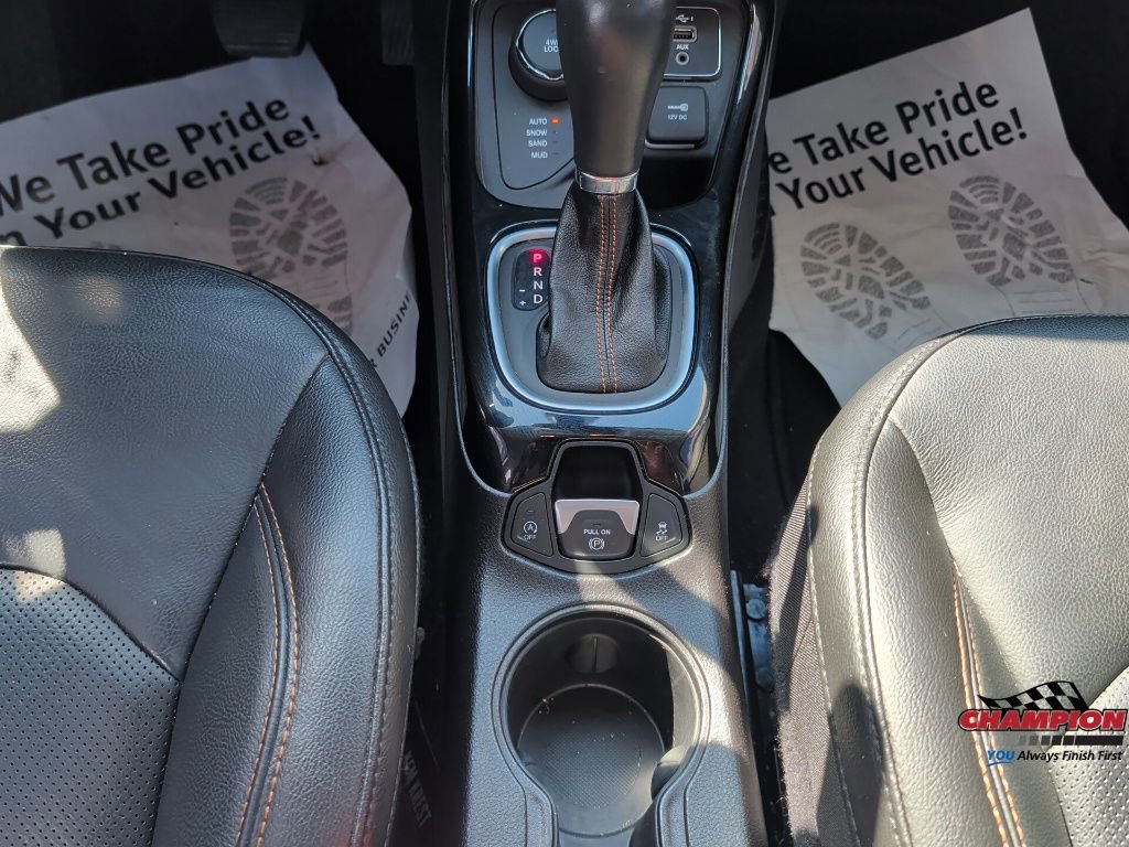 Used 2020 Jeep Compass Limited image 19