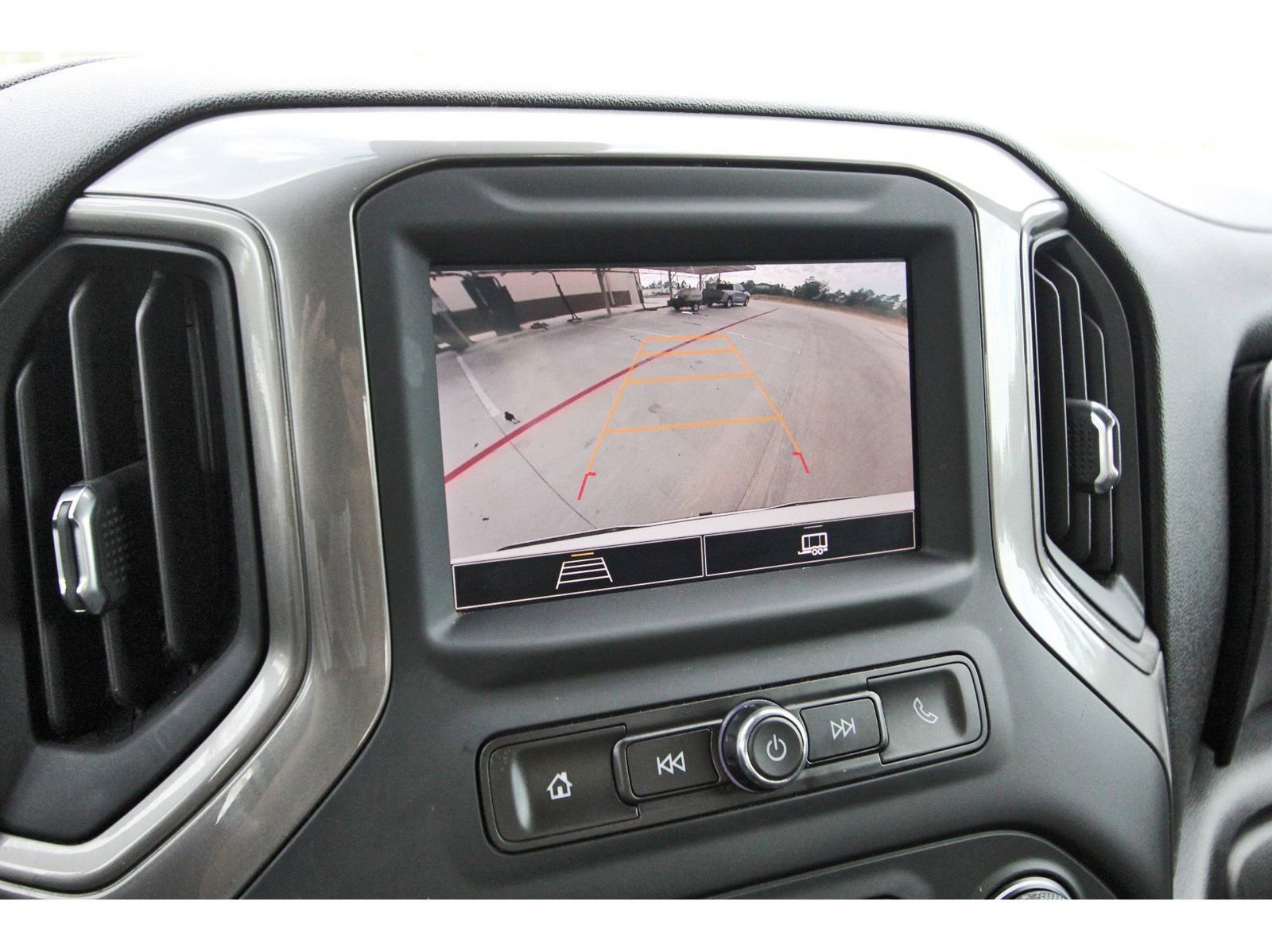 Used 2024 Chevrolet Silverado 1500 Custom image 23