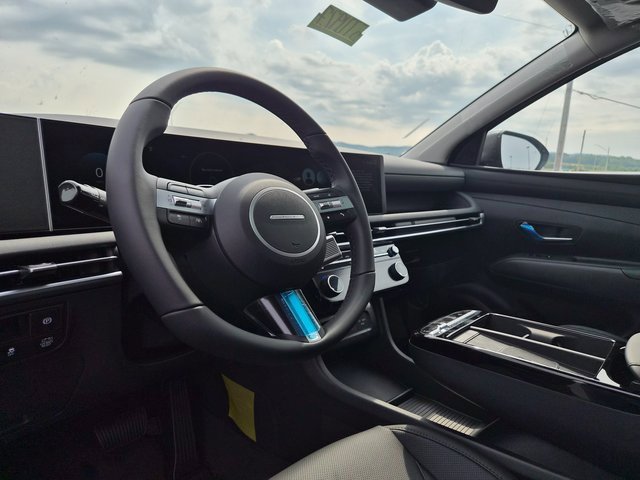 New 2025 Hyundai Tucson SEL image 17