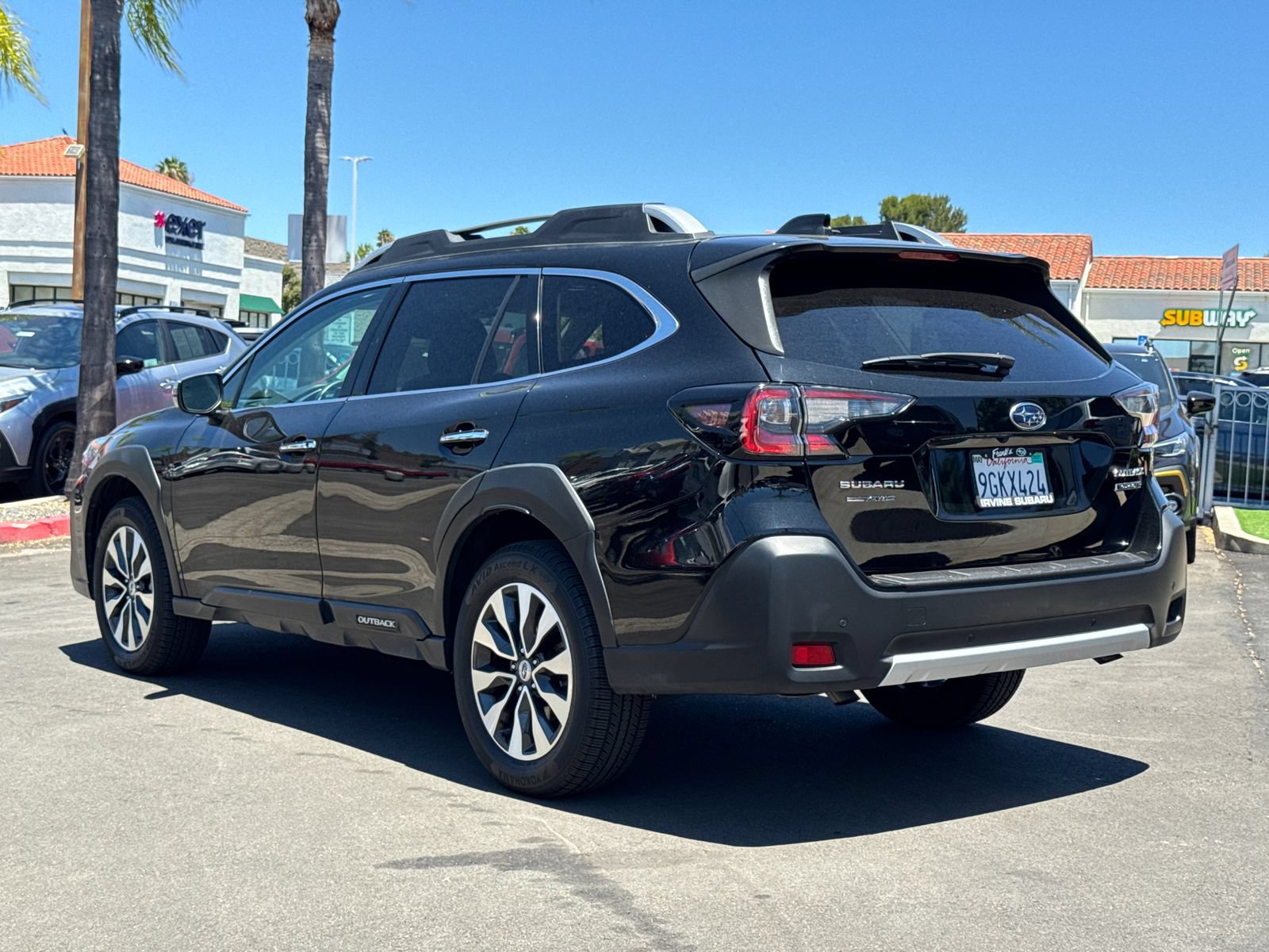 Certified 2023 Subaru Outback Touring XT AWD/4WD image 8