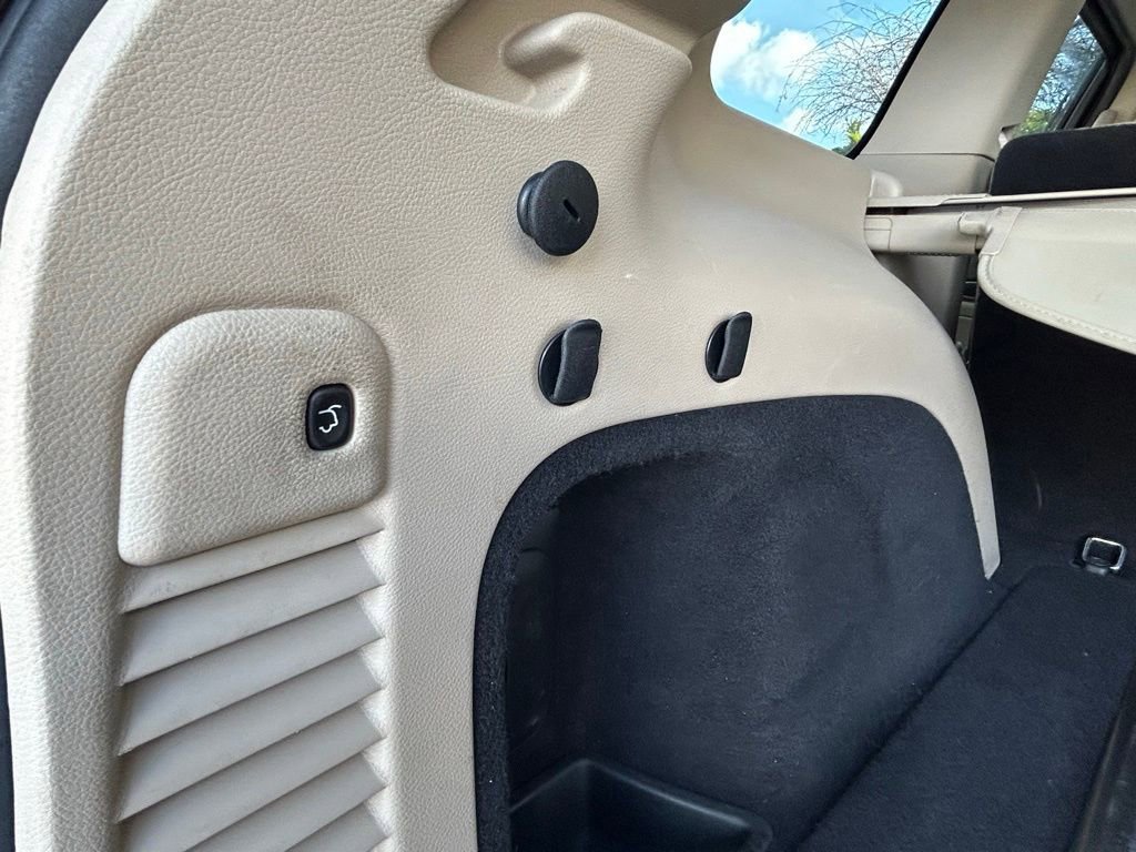 Used 2017 Jeep Grand Cherokee Limited w/ Luxury Group II image 38