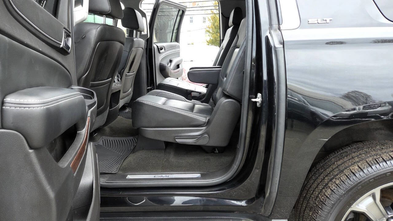 Used 2016 GMC Yukon XL SLT w/ Open Road Package AWD/4WD image 32