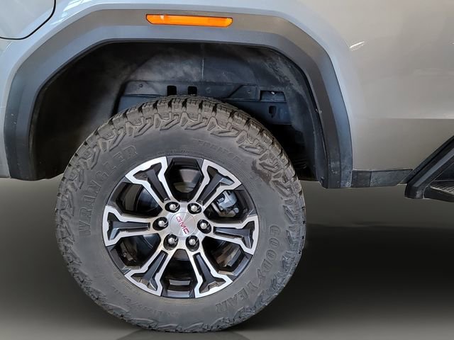Used 2024 GMC Canyon AT4 w/ Canyon Safety Plus Package AWD/4WD image 35