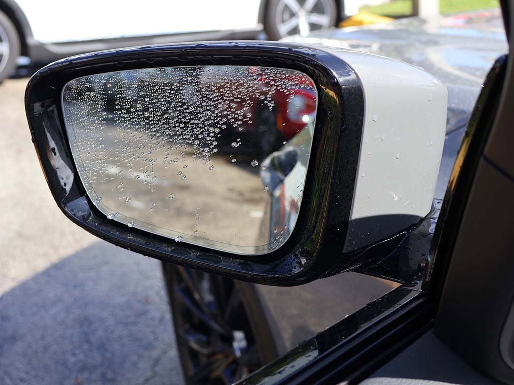 Used 2022 BMW 740i w/ M Sport Package image 43