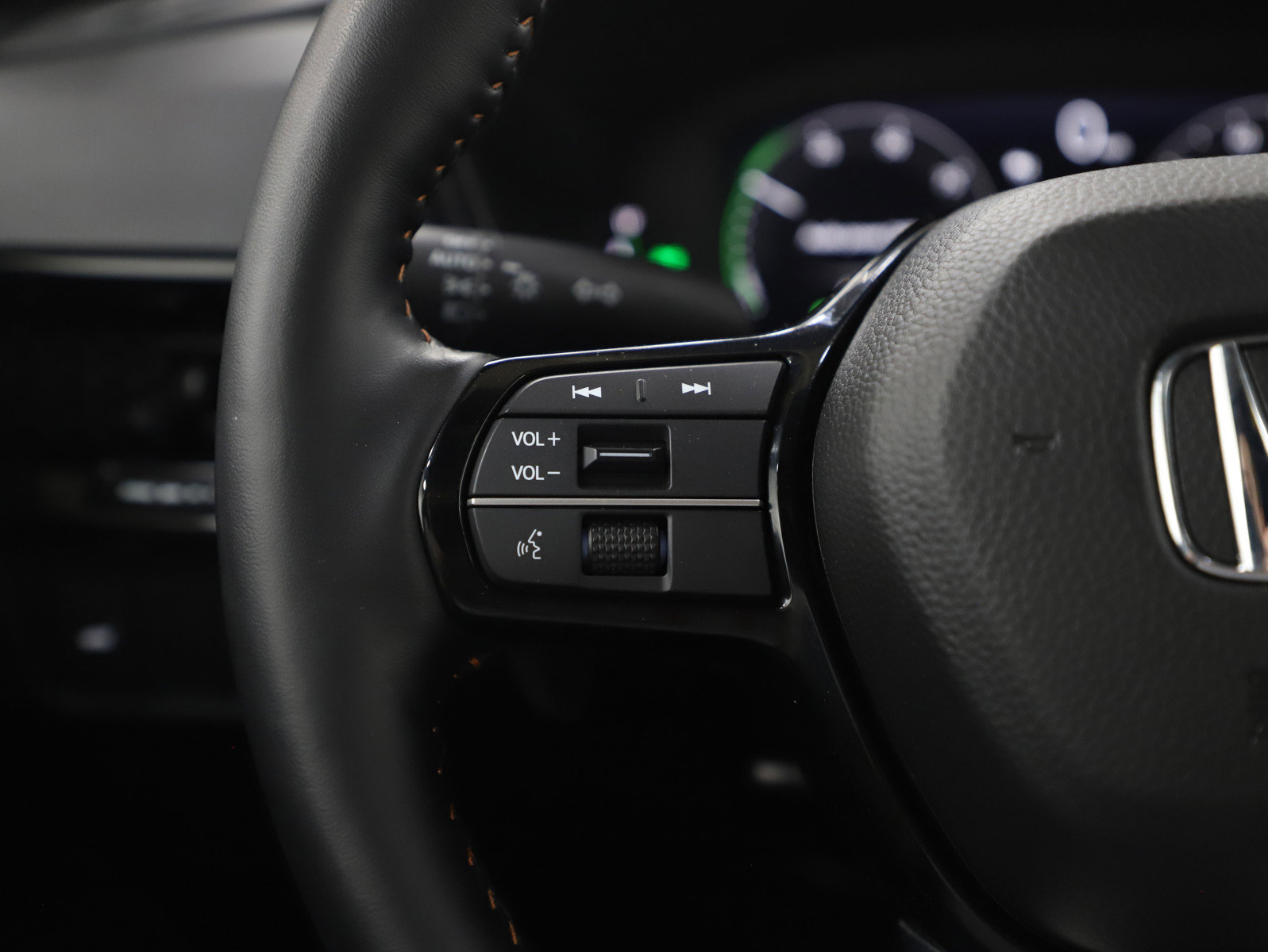 Used 2026 Honda CR-V Sport Touring image 28