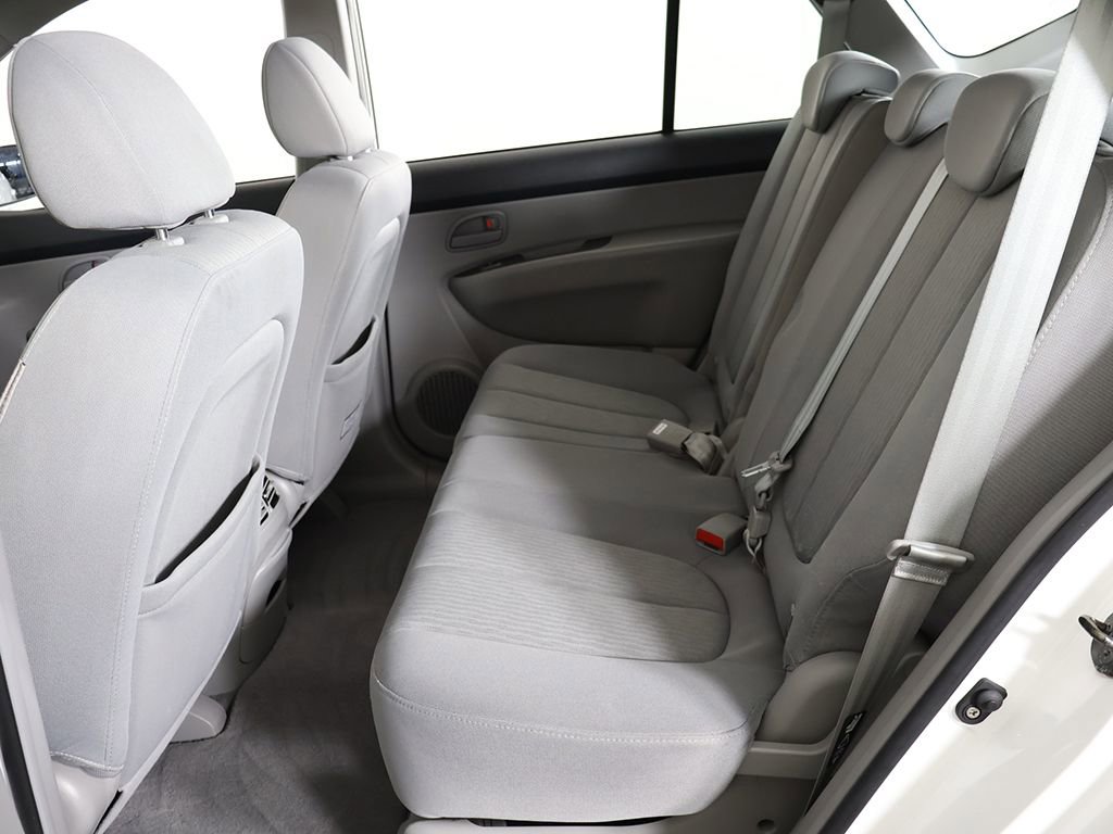 Used 2007 Kia Rondo LX w/ Convenience Pkg image 27