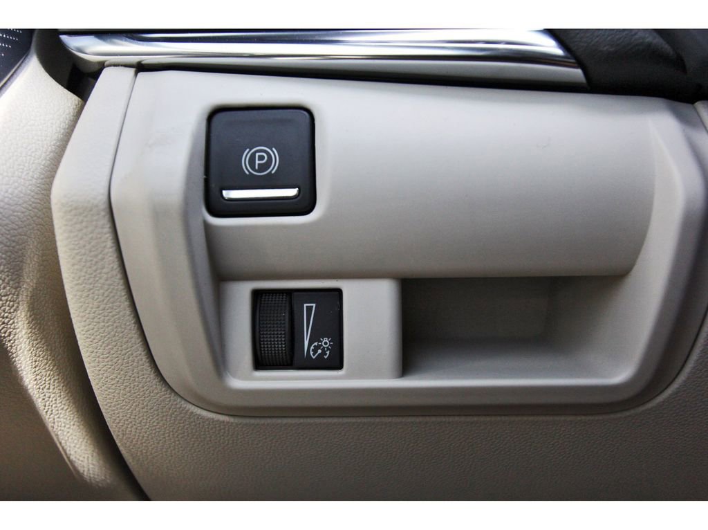 New 2026 Cadillac CT4 Luxury image 14