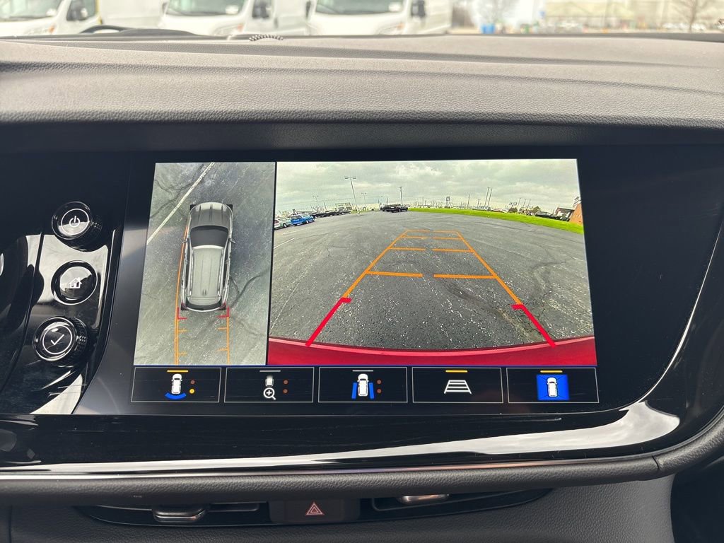 Used 2023 Buick Envision Avenir AWD/4WD image 59