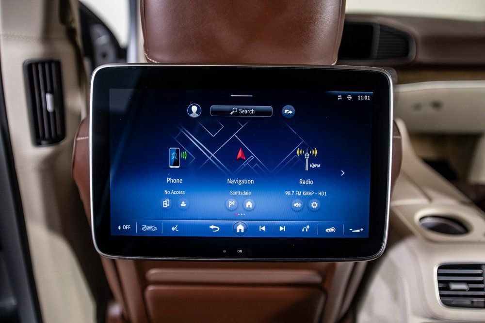 Used 2025 Mercedes-Benz Maybach GLS 600 4MATIC image 35