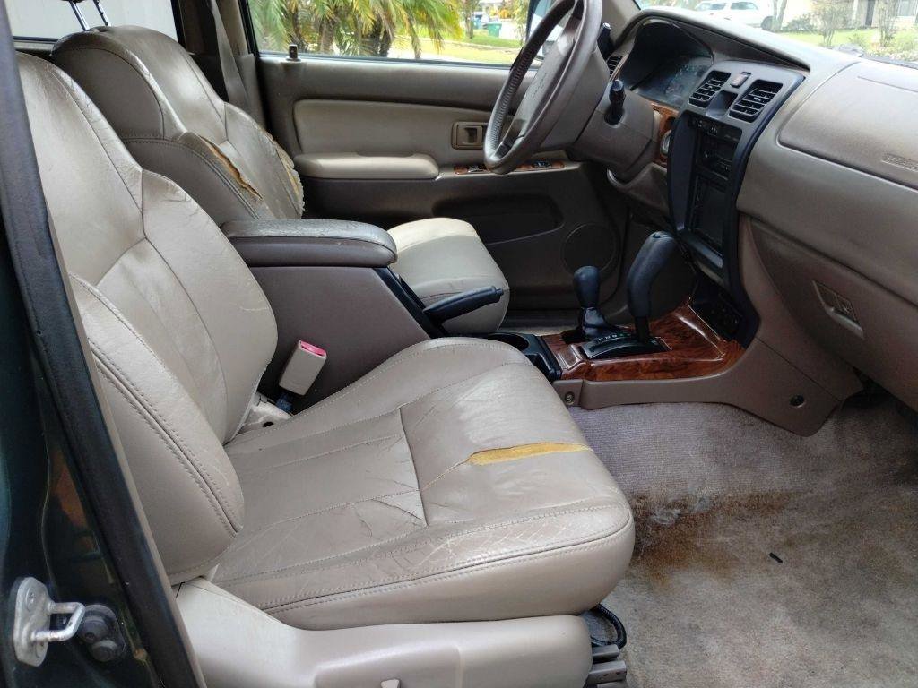 Used 2000 Toyota 4Runner Limited image 13