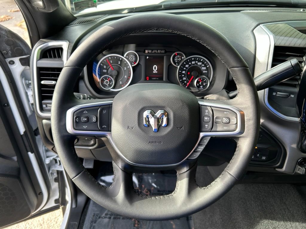 Used 2025 RAM 2500 Big Horn AWD/4WD image 23