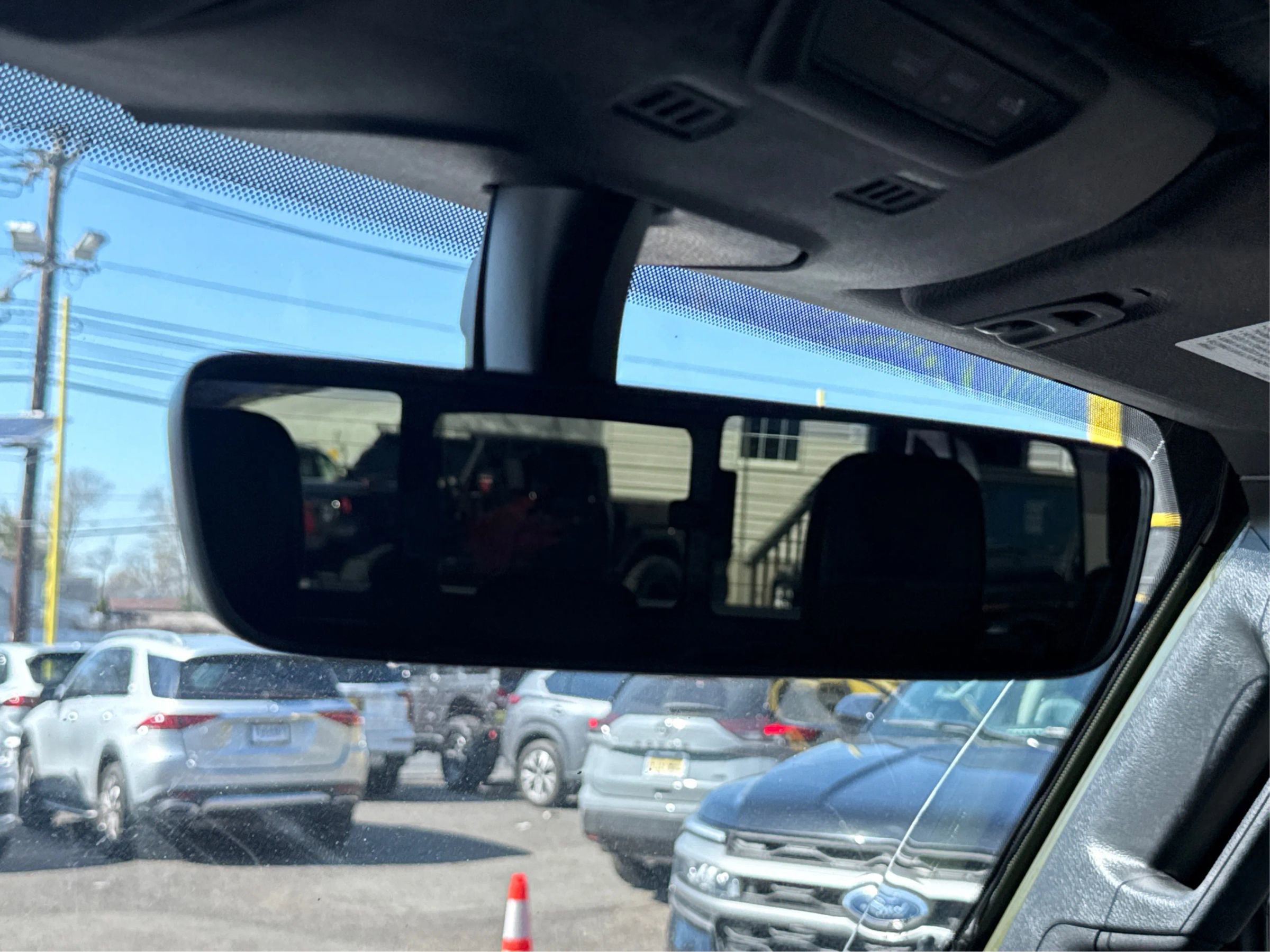 Used 2022 Jeep Gladiator Mojave w/ Cold Weather Group image 14