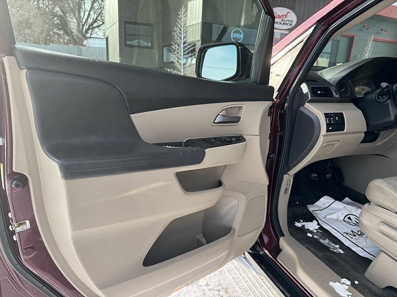 Used 2013 Honda Odyssey EX-L image 16