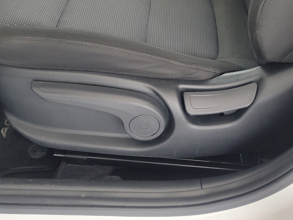Used 2022 Hyundai Accent SE FWD image 15