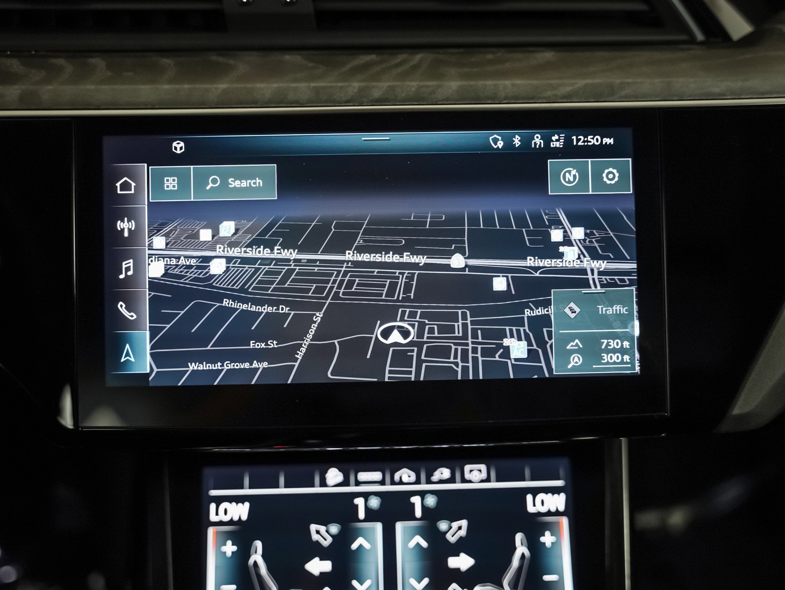 Used 2024 Audi Q8 e-tron Premium Plus w/ Premium Plus Package image 21