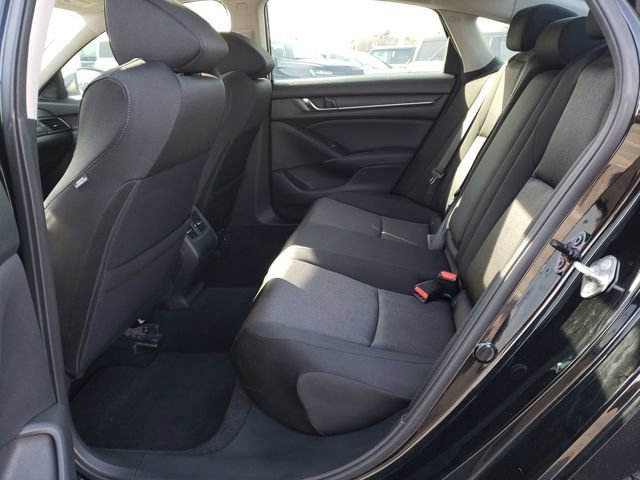 Used 2018 Honda Accord EX image 28