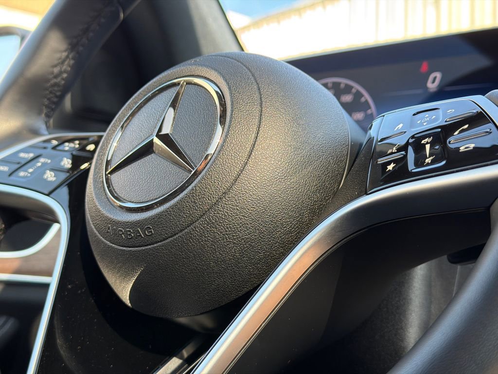 Used 2025 Mercedes-Benz GLE 350 4MATIC image 24