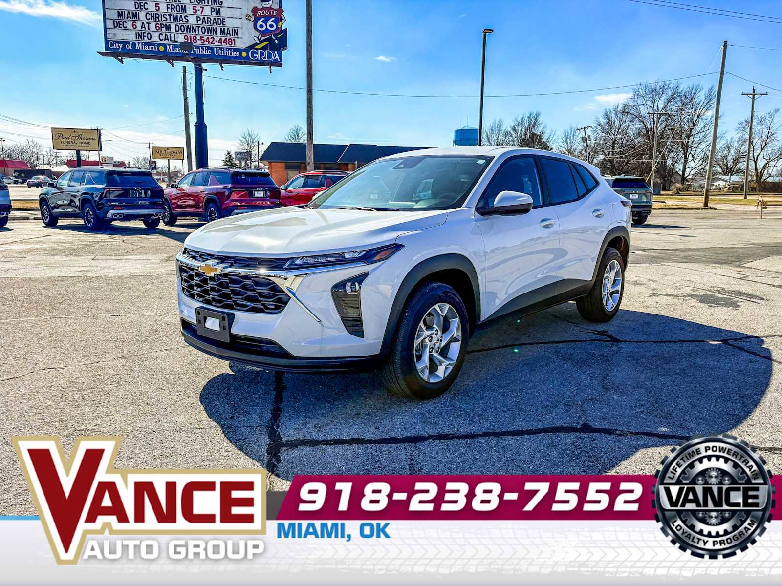 Used 2025 Chevrolet Trax LS w/ LS Convenience Package image 3