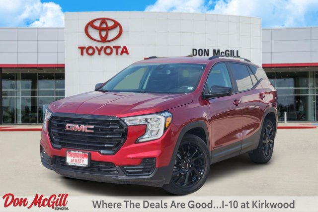 Used 2024 GMC Terrain SLE w/ Elevation Edition FWD image 1
