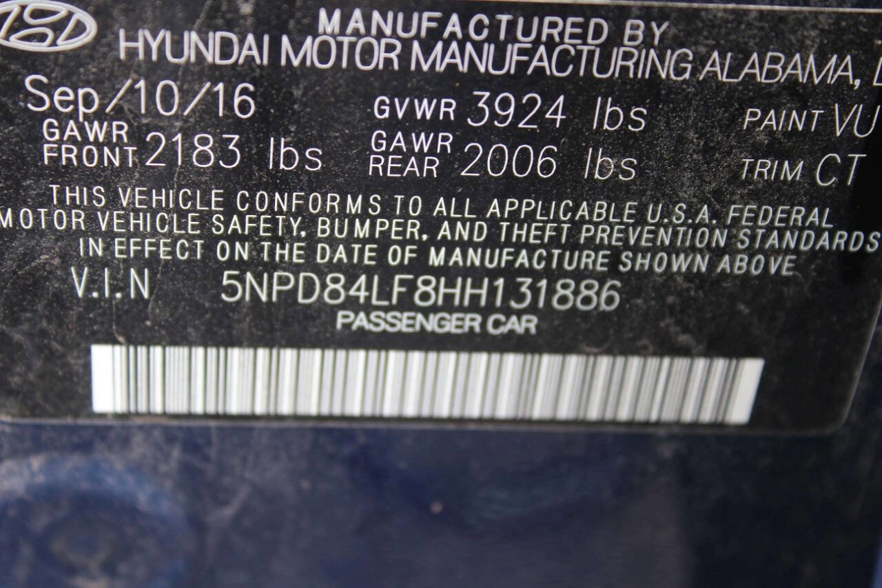 Used 2017 Hyundai Elantra Value Edition w/ Cargo Package FWD image 11