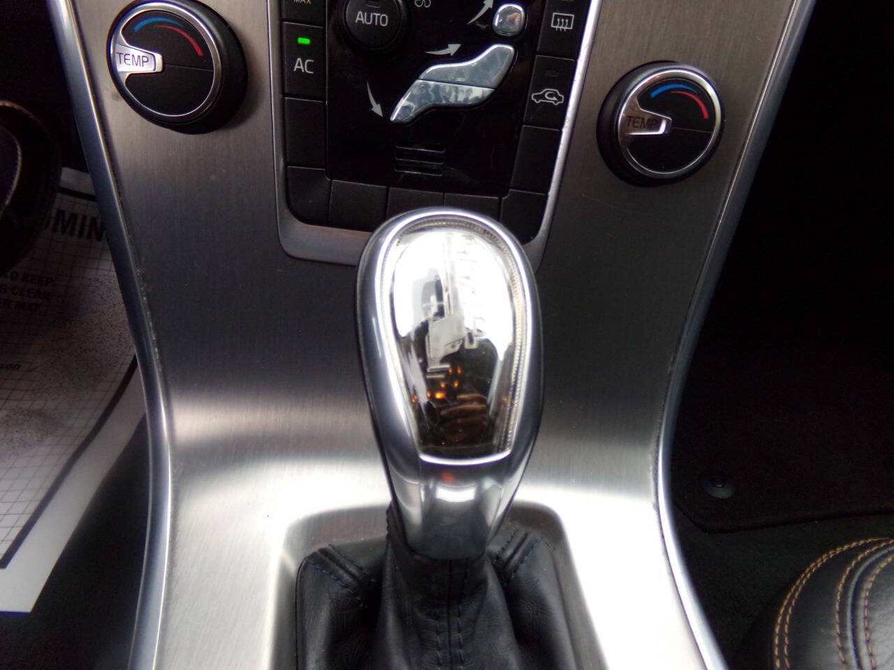 Used 2013 Volvo XC60 3.2 FWD image 18