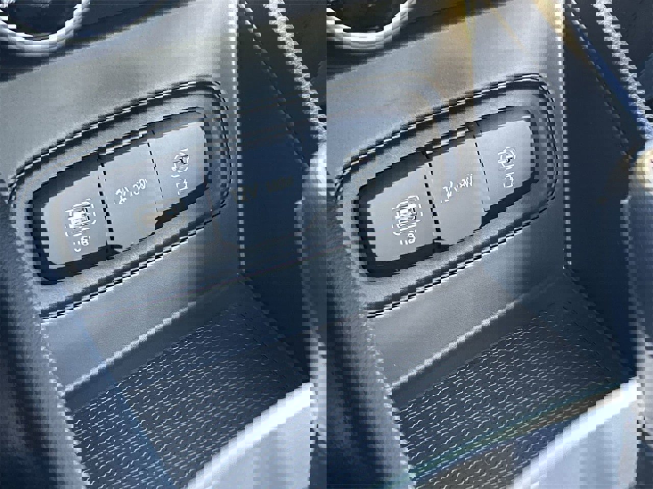 New 2026 Hyundai Venue SE image 27