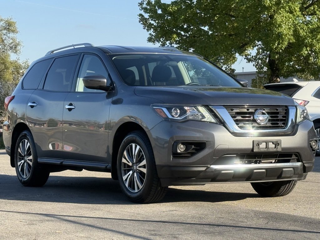 Used 2018 Nissan Pathfinder S image 8