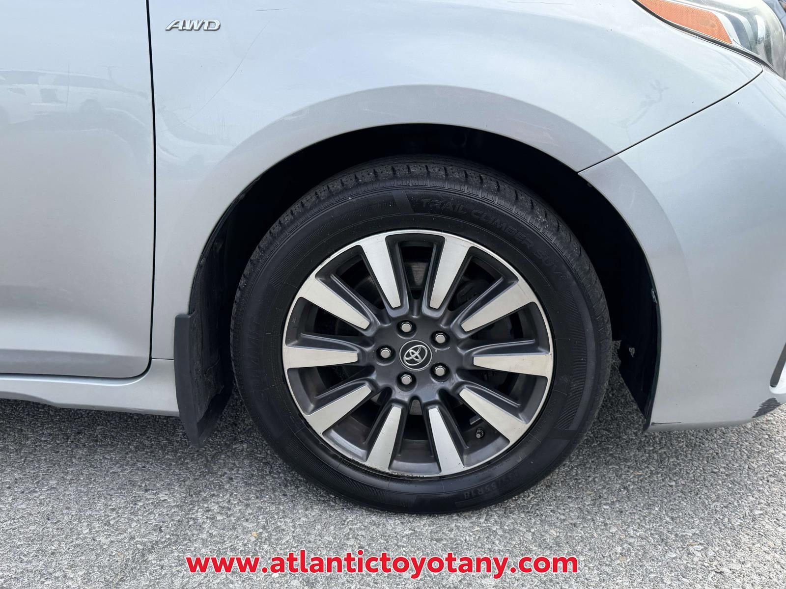 Used 2019 Toyota Sienna Limited Premium AWD/4WD image 10