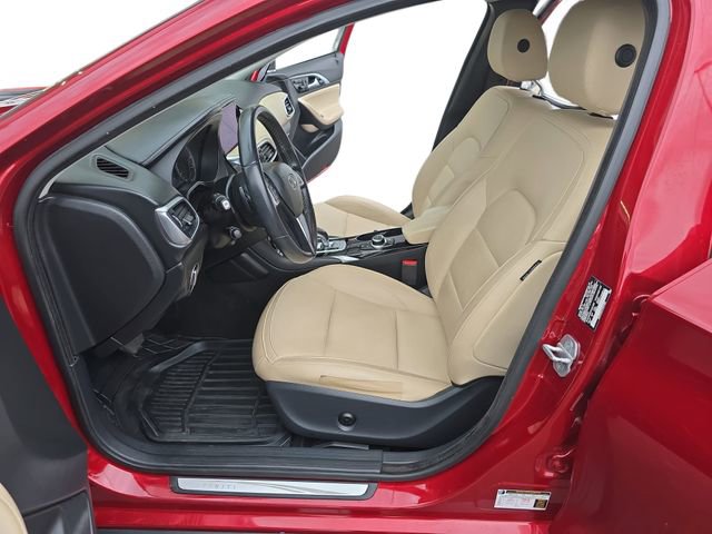 Used 2018 INFINITI QX30 Premium w/ Navigation Package image 9