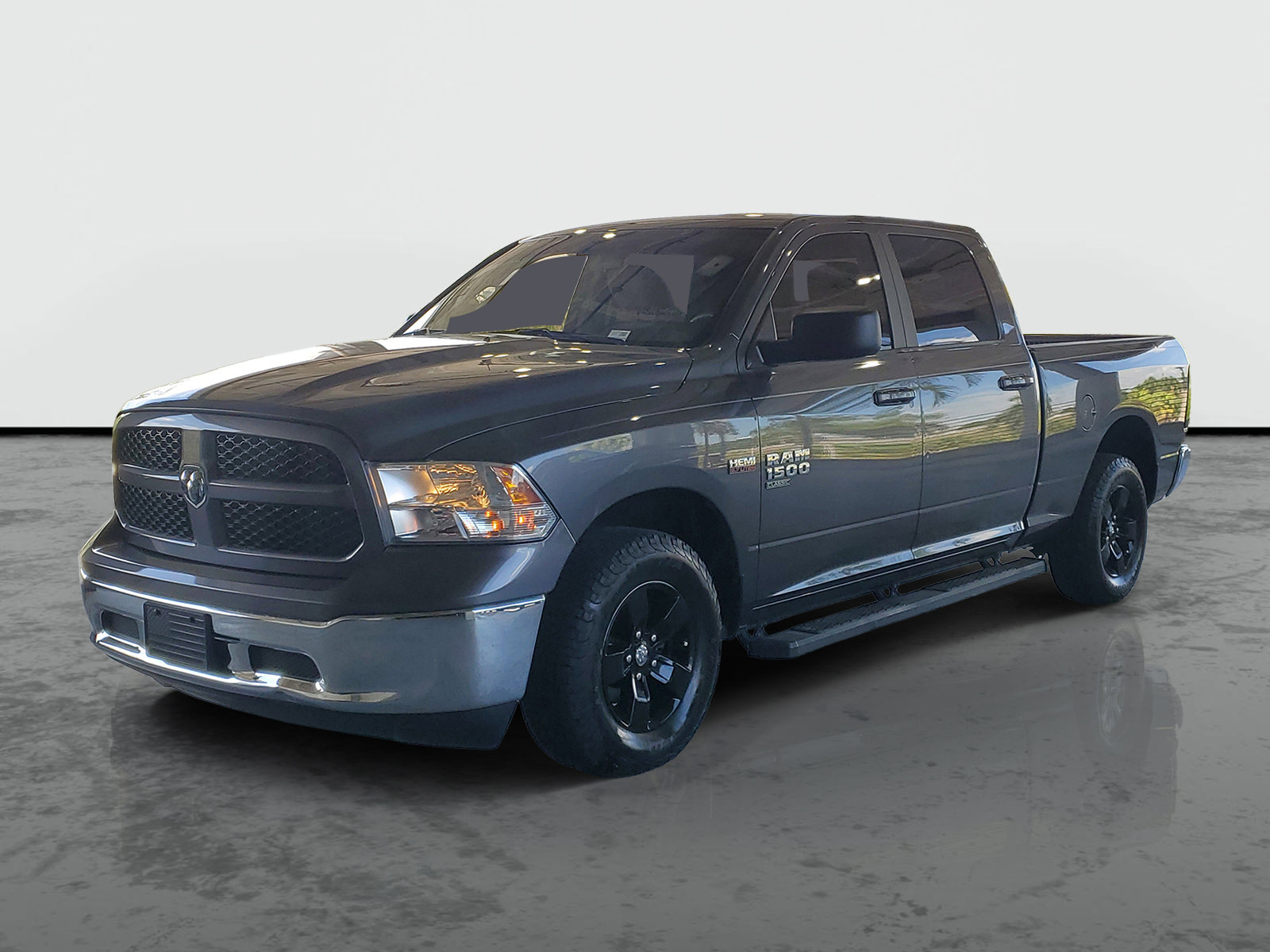 Certified 2021 RAM 1500 Classic SLT AWD/4WD image 4