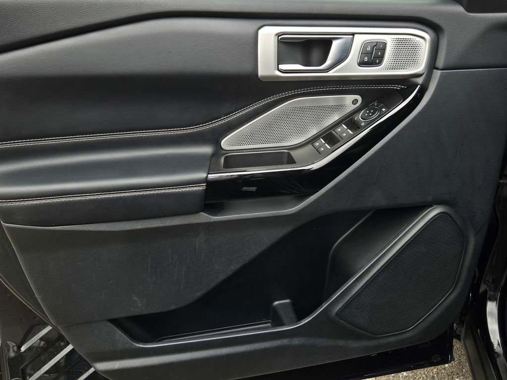 Used 2022 Ford Explorer ST w/ Equipment Group 401A image 14