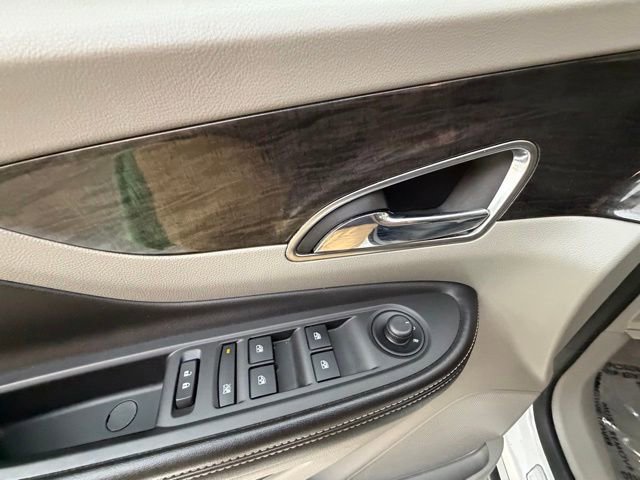 Used 2015 Buick Encore AWD image 27