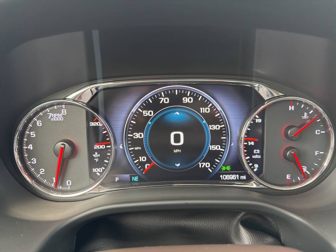 Used 2019 GMC Acadia Denali w/ Technology Package FWD image 9