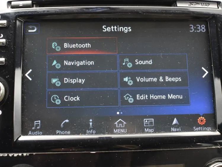 Used 2016 Nissan Murano SV w/ Premium Package image 32