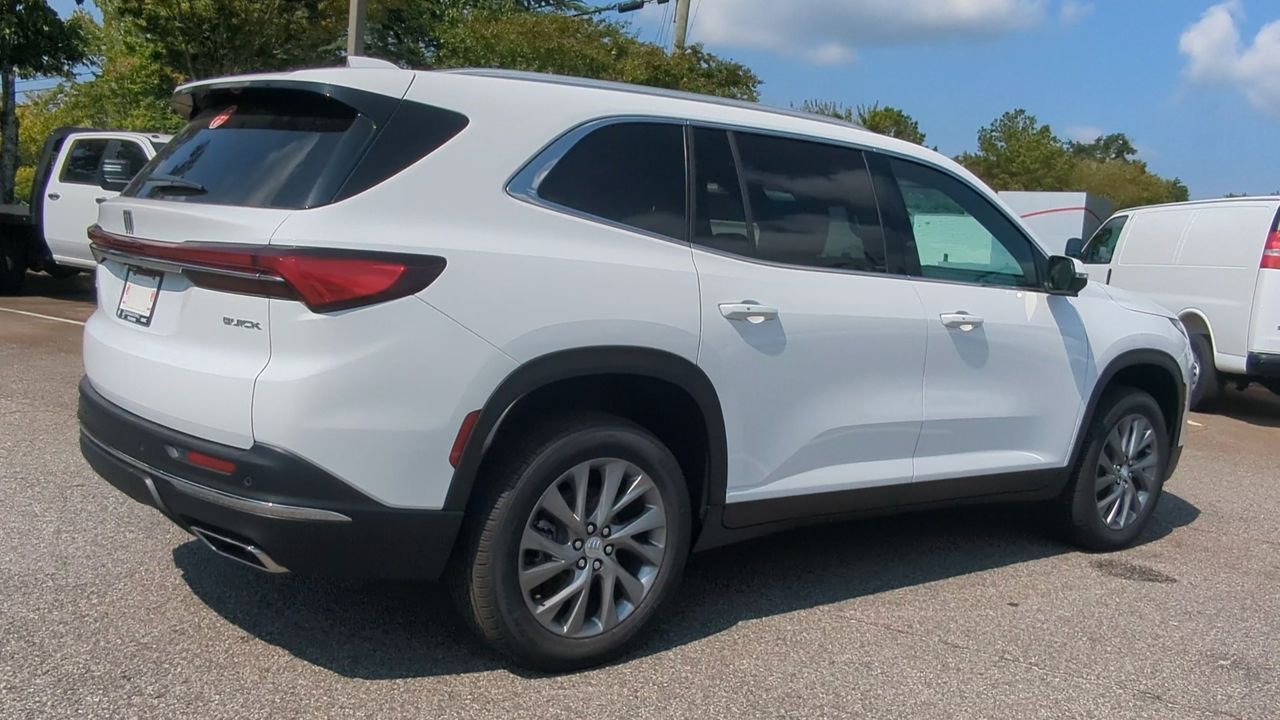 New 2026 Buick Enclave Preferred image 8