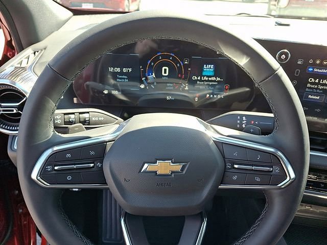 New 2026 Chevrolet Equinox LT w/ Safety and Technology Package FWD image 13
