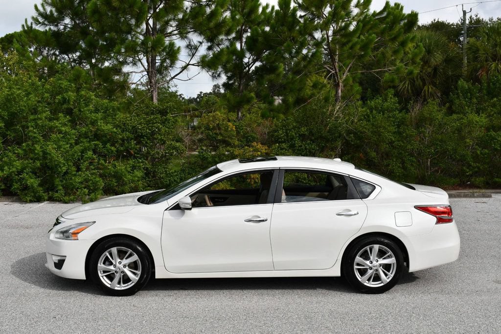 Used 2015 Nissan Altima 2.5 SL w/ Moonroof Package FWD image 25