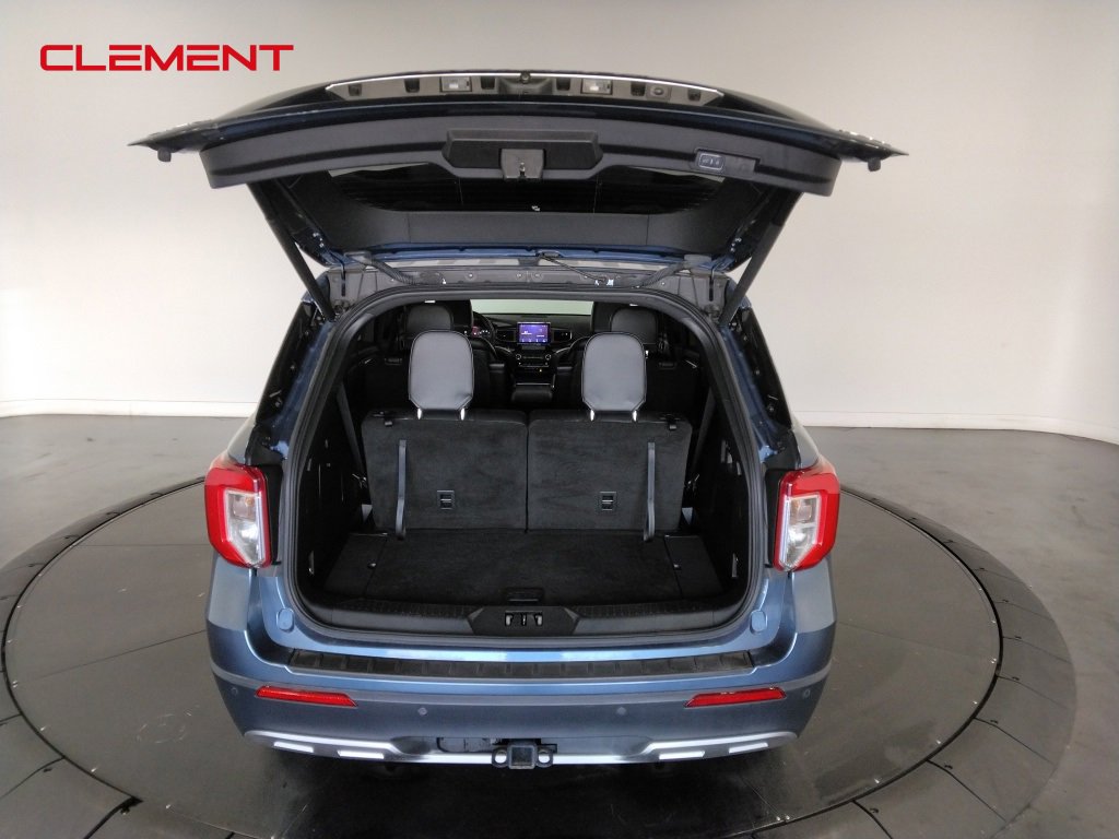 Used 2020 Ford Explorer XLT w/ Equipment Group 202A image 8