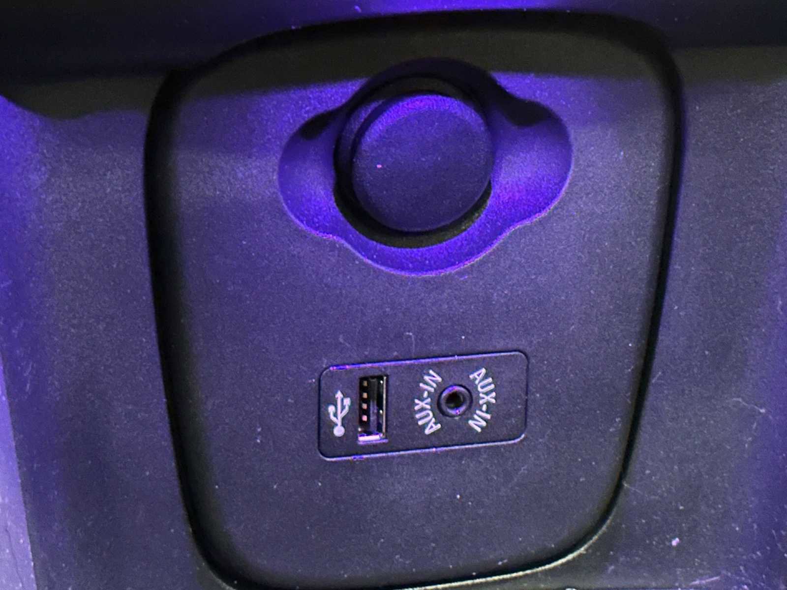 Used 2014 MINI Cooper 2-Door Hardtop image 15