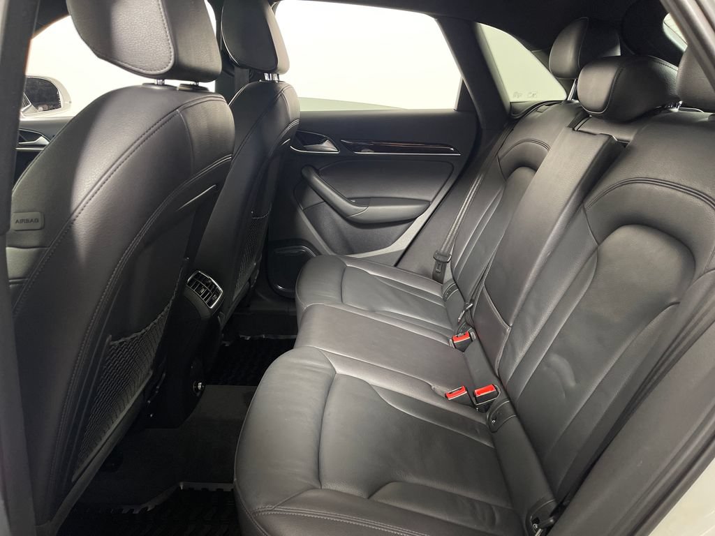 Used 2016 Audi Q3 2.0T Prestige w/ Prestige Package FWD image 13