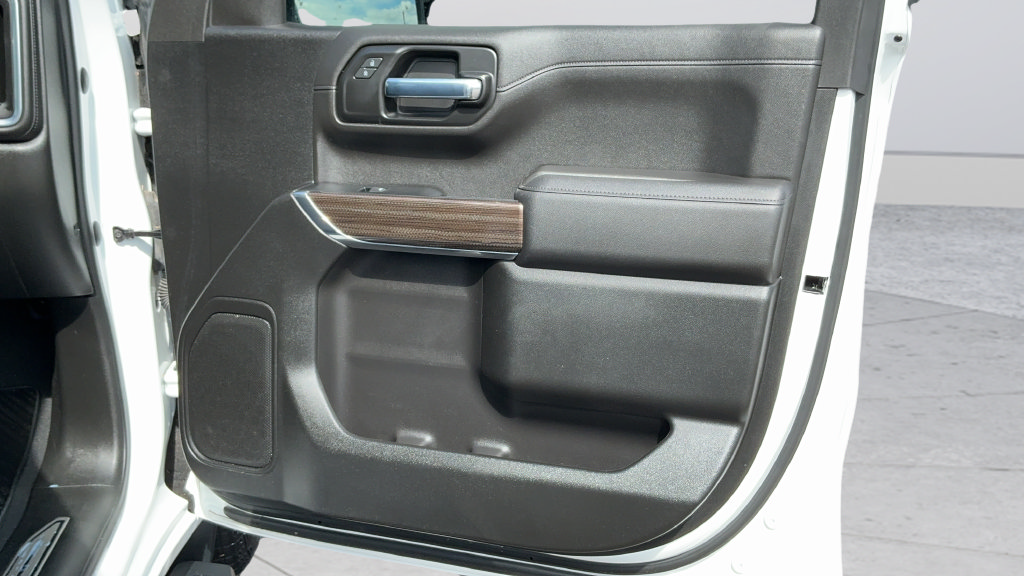 Used 2021 Chevrolet Silverado 1500 LT RWD image 21