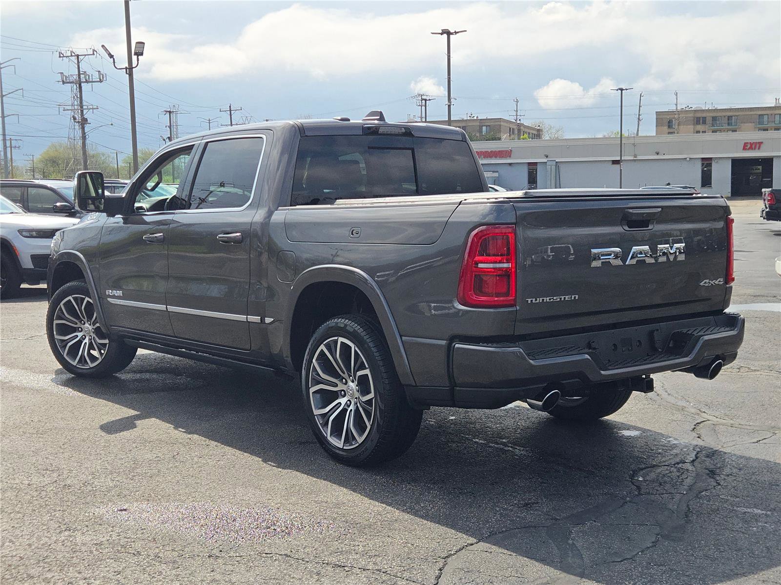 Used 2025 RAM 1500 Tungsten w/ Towing Technology Group AWD/4WD image 20