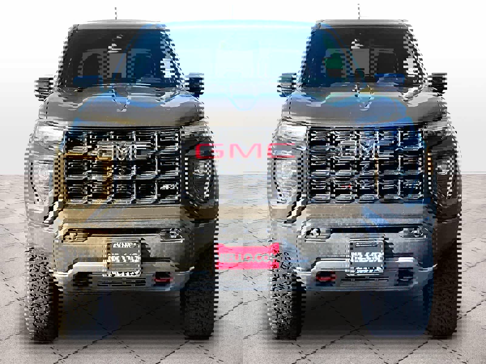 Used 2023 GMC Canyon AT4 w/ Technology Package image 3